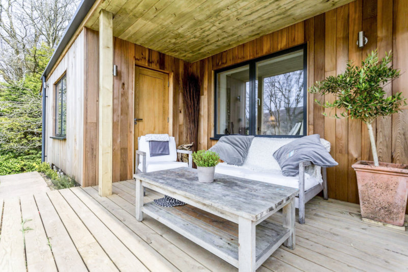 An example of an outside room