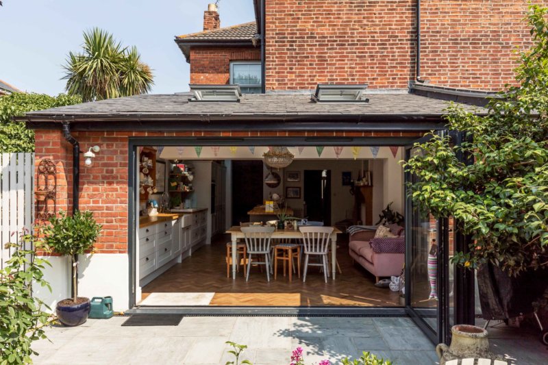 House and garden as one